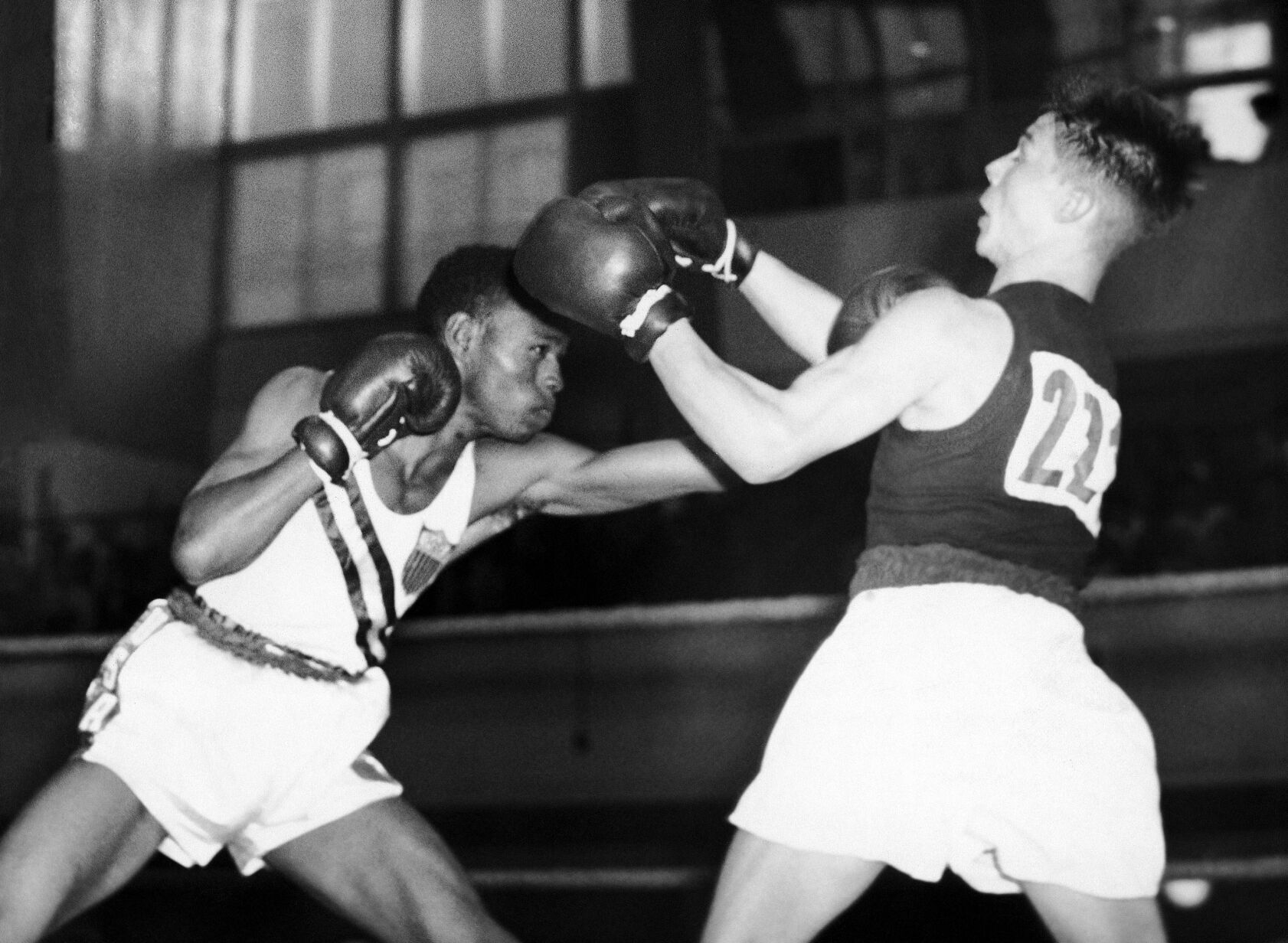1952: American boxers dominate Helsinki Olympics